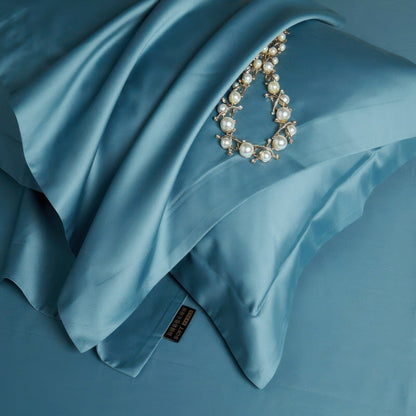 Minimalist Pillowcase Pair for Hotels, Guest Rooms & Homes | Dreami