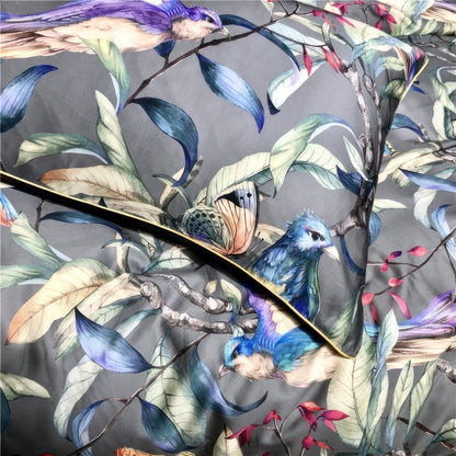 Bedding Set - Bird-Themed Duvet Cover and Pillowcases for Elegant Bedrooms | Nasima