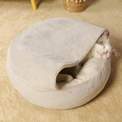 Calming Round Cat Cave Bed for Ultimate Comfort | Lyrra