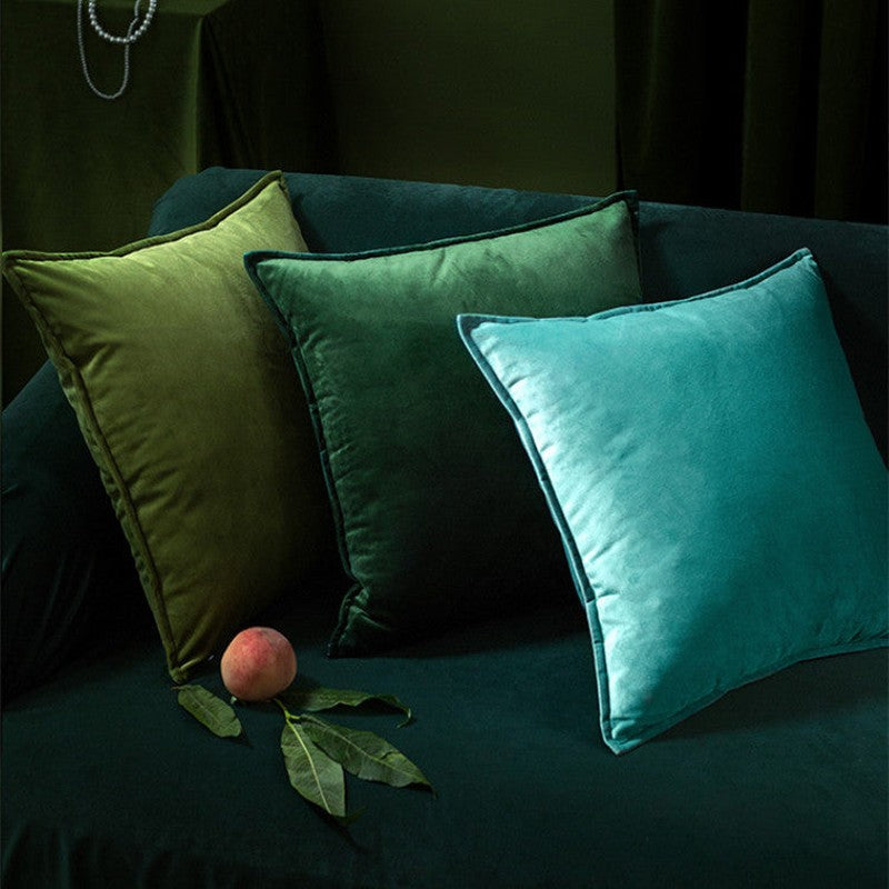 Elegant Velvet Throw Pillowcase with Pastoral Design | Aimalis AURANORDI Pillowcase