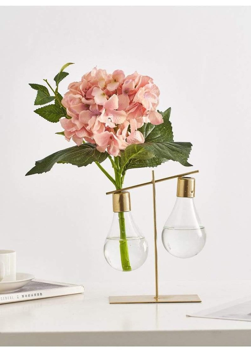 Hydroponic Bulb Vase – Modern Glass Propagation Vase with Metal Stand | Alisi