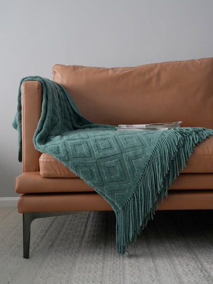 Jacquard Knitted Bed Tail Blanket for Everyday Comfort | Soleno