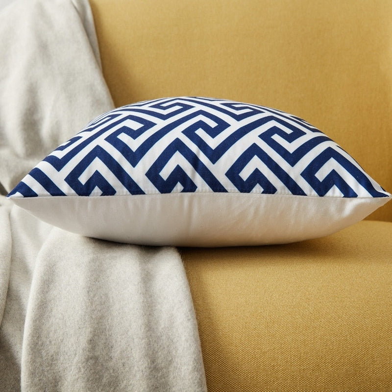 Modern Minimalist Abstract Geometric Pillowcase - Style & Comfort | Auva